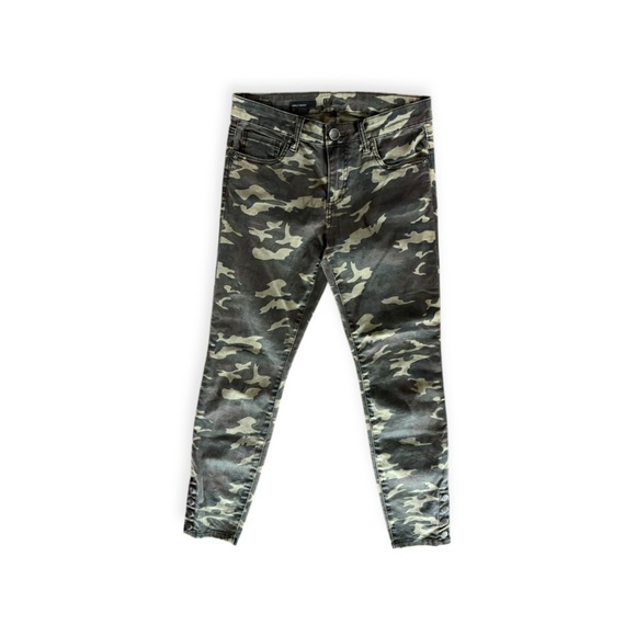 Kut from the Kloth camouflage army pattern pants ankle skinny Sz small - Picture 1 of 10